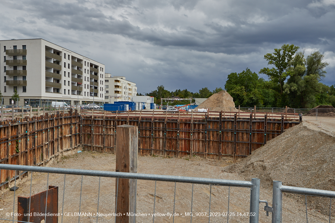 25.07.2023 - Rundgang im Alexisquartier in Neuperlach